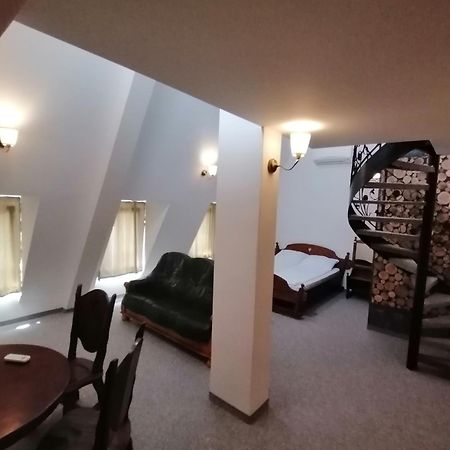 Hotel Aristokrat Obzor Zewnętrze zdjęcie