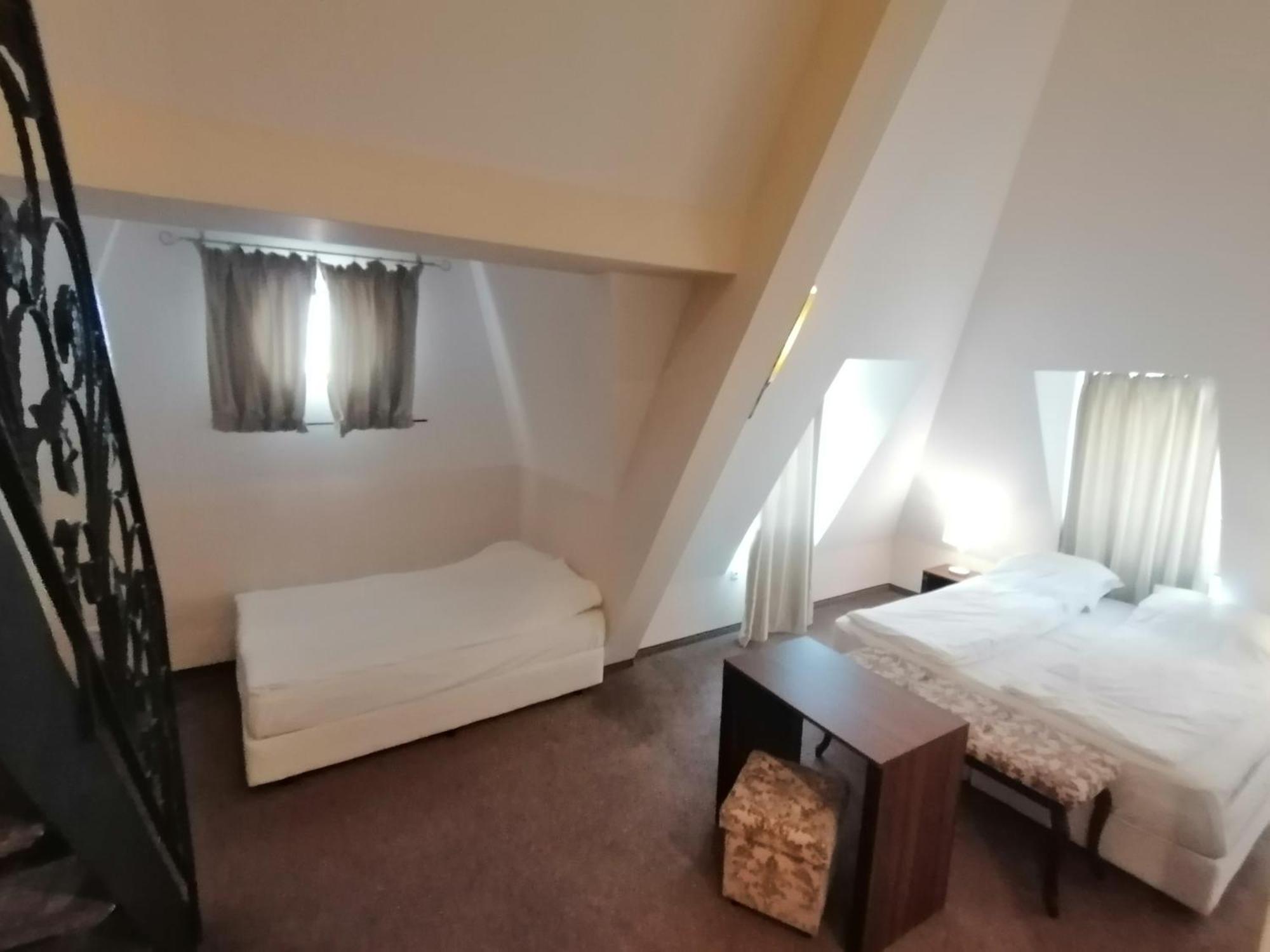 Hotel Aristokrat Obzor Zewnętrze zdjęcie