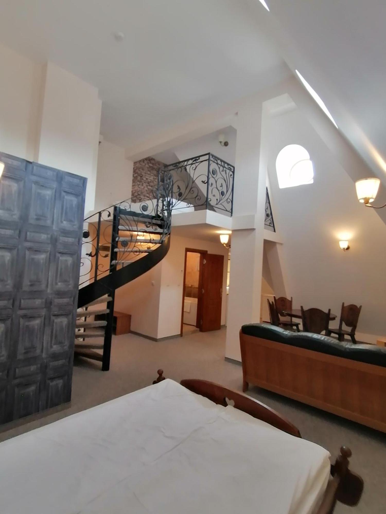 Hotel Aristokrat Obzor Zewnętrze zdjęcie