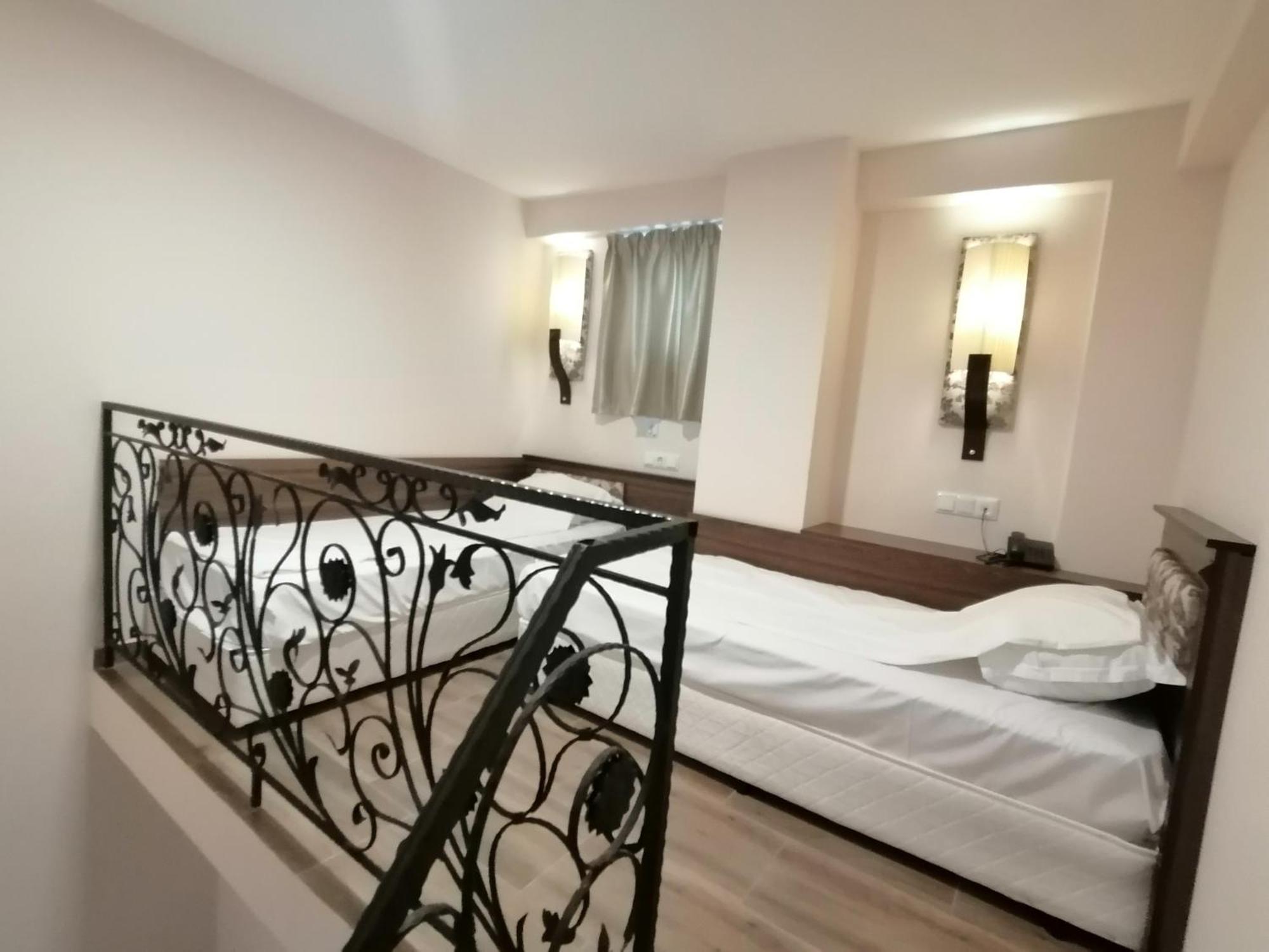 Hotel Aristokrat Obzor Zewnętrze zdjęcie