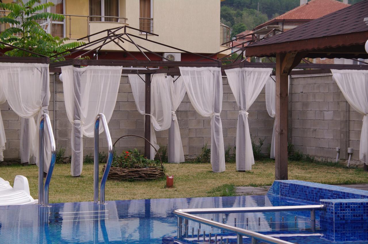 Hotel Aristokrat Obzor Zewnętrze zdjęcie