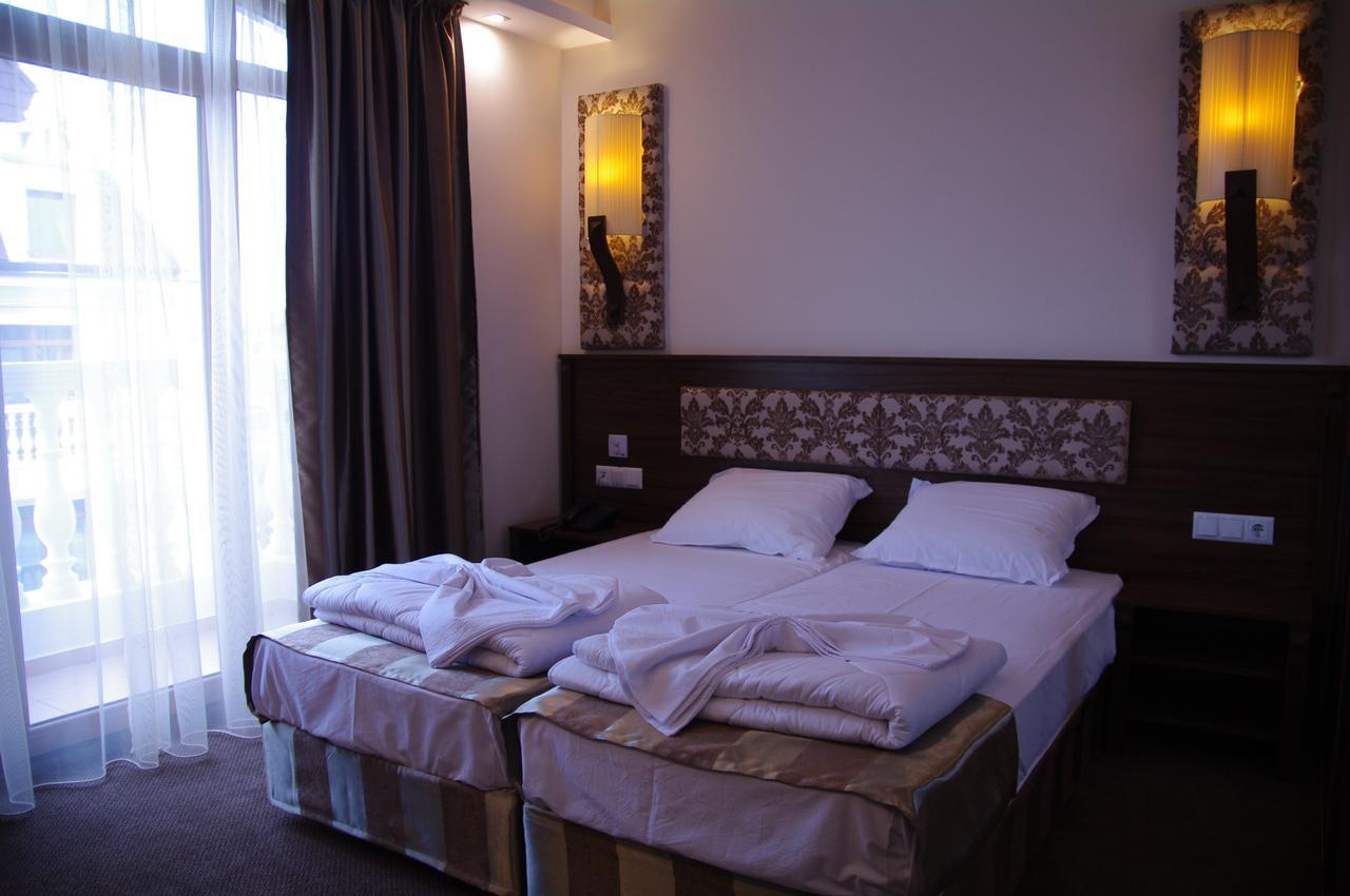 Hotel Aristokrat Obzor Zewnętrze zdjęcie