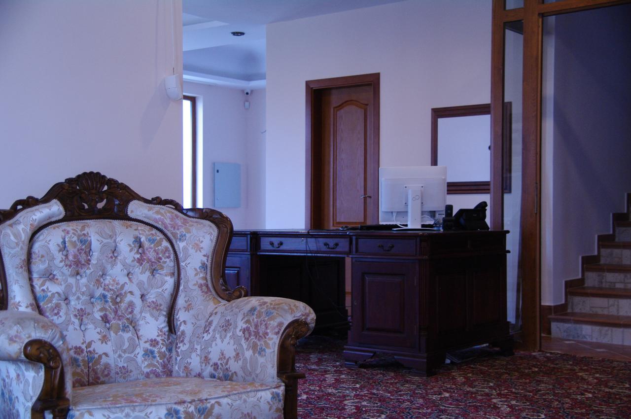 Hotel Aristokrat Obzor Zewnętrze zdjęcie