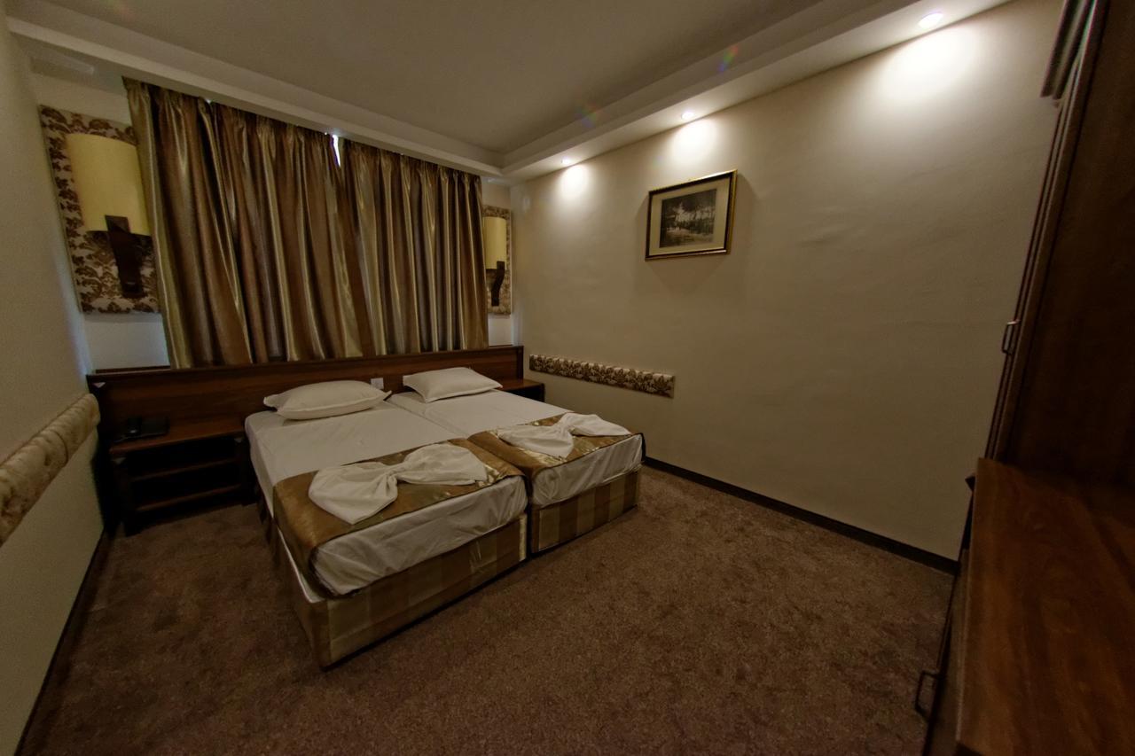 Hotel Aristokrat Obzor Zewnętrze zdjęcie
