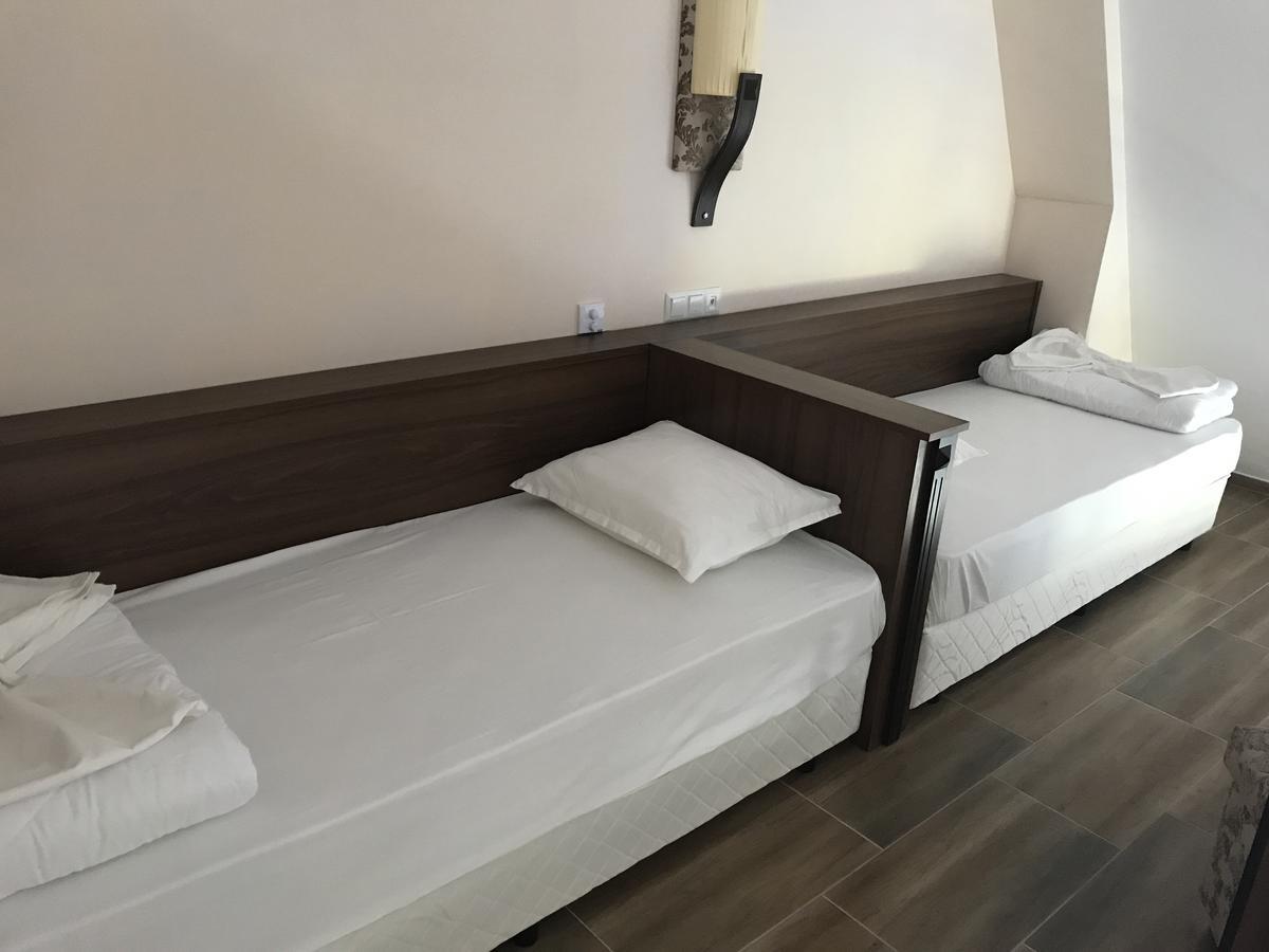 Hotel Aristokrat Obzor Zewnętrze zdjęcie